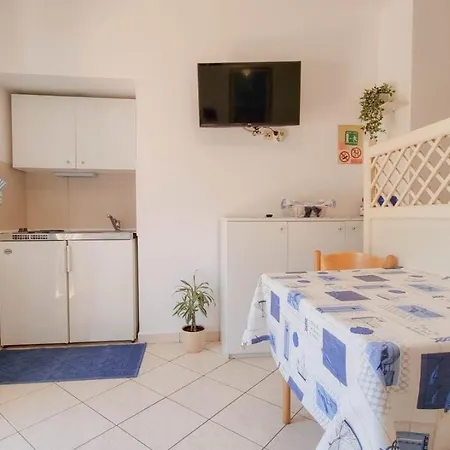 Apartment Alma One