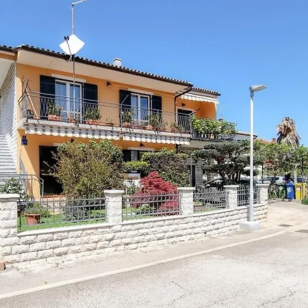 Apartment Alma One Novigrad (Istria)
