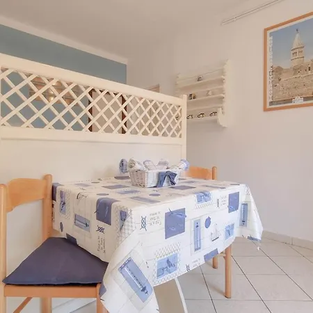 Apartment Alma One *