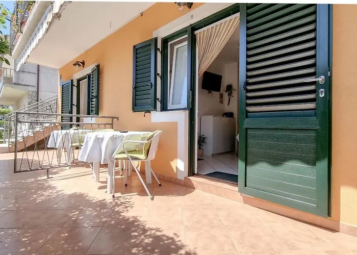 Alma One Daire Novigrad Istria